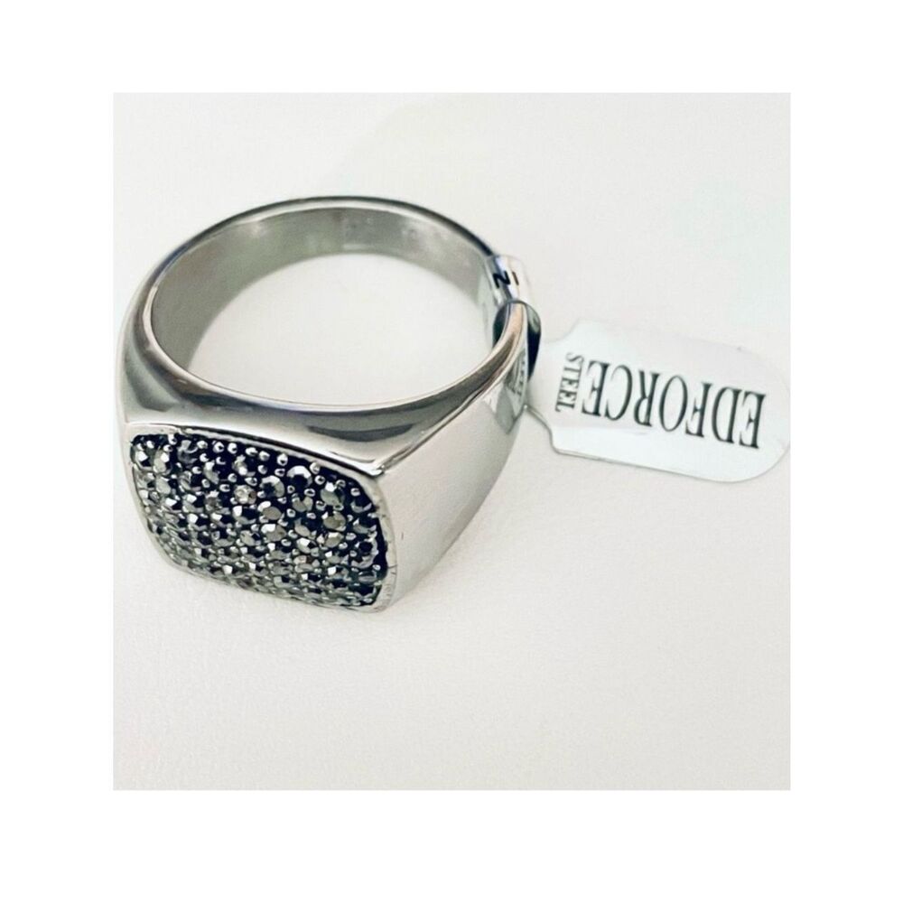 NWT Gorgeous Silver Men Ring Sz 12 EDFORCE Stainless Steel with Silver Cristals